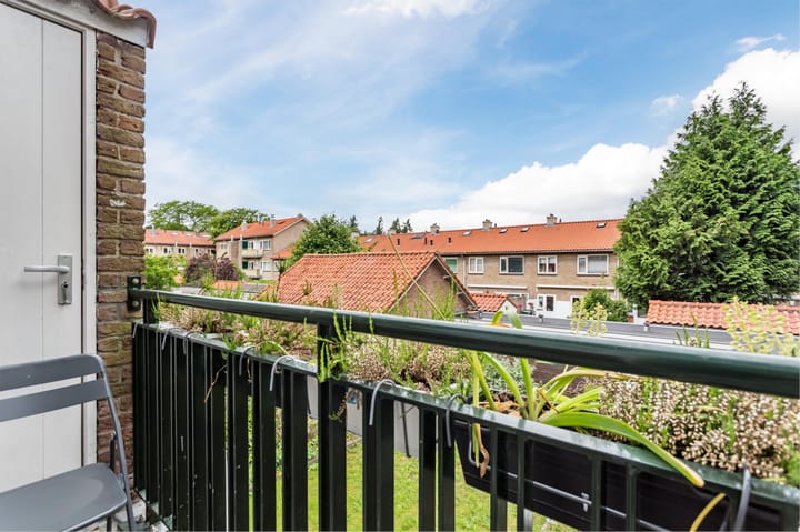 Photo 37 of Berlagelaan 88