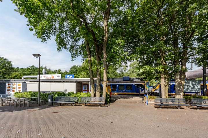 Photo 45 of Berlagelaan 88