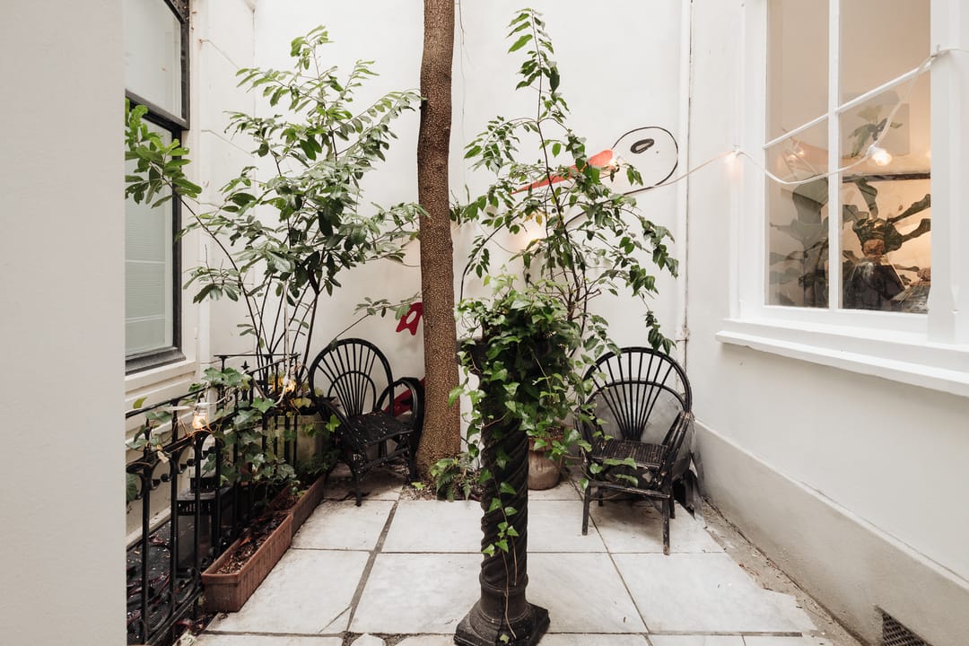 Foto 11 van Oudezijds Voorburgwal 153-A