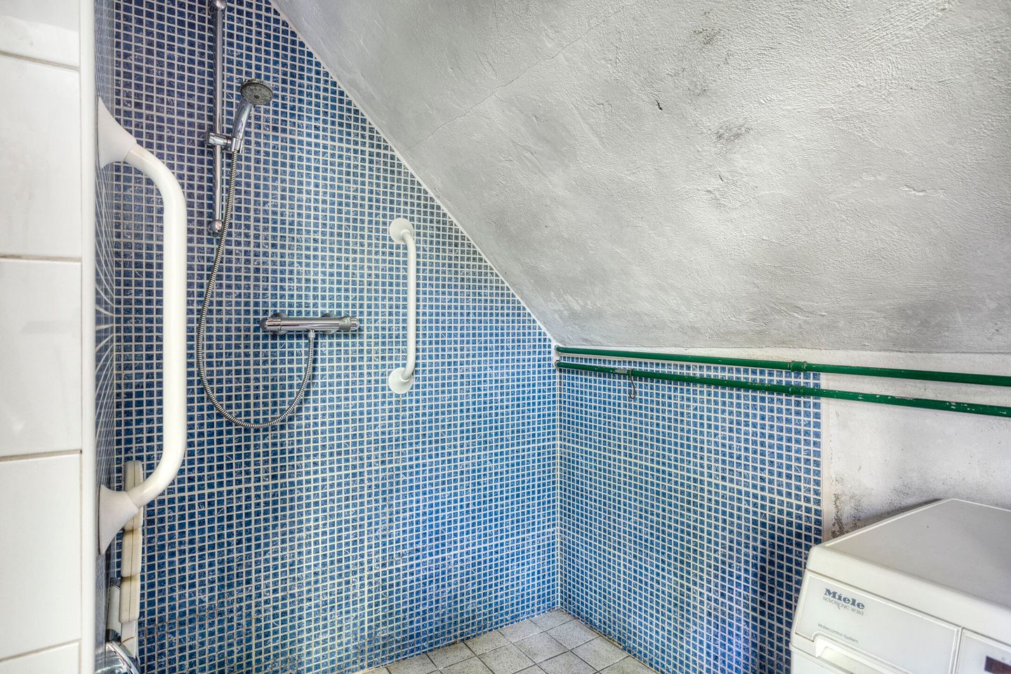 Photo 20 of Waalbandijk 16