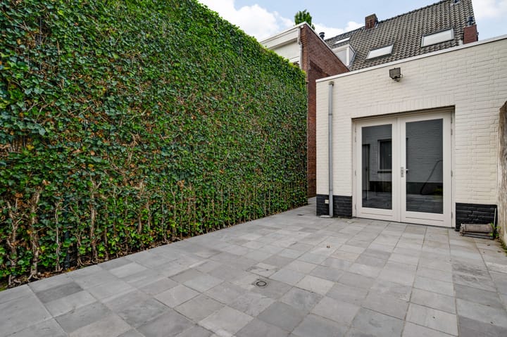 Foto 18 van Maaspoort 9