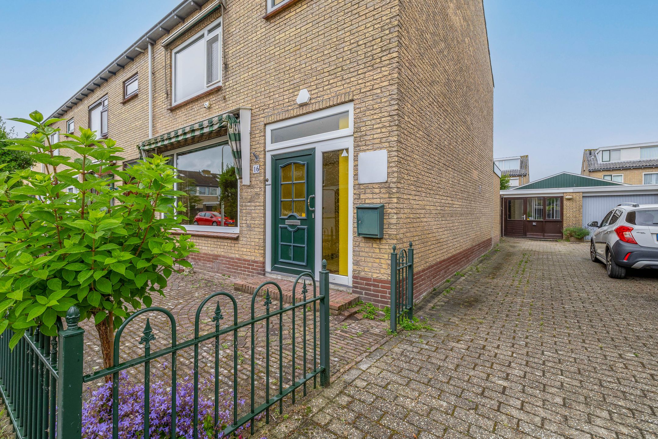 Foto 6 van Brederodestraat 16