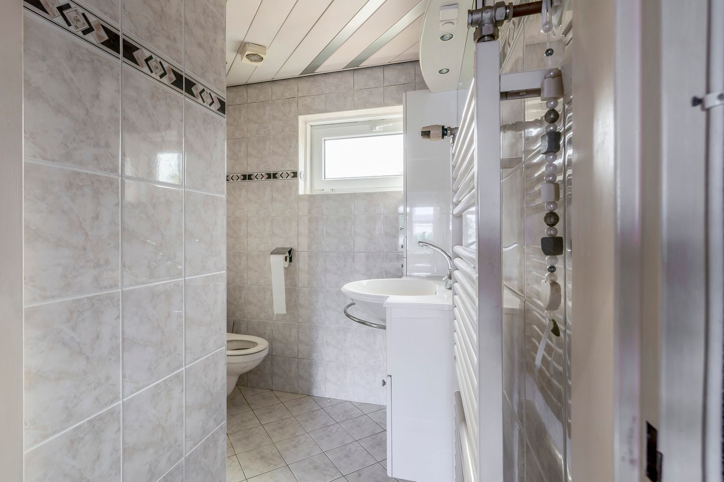 Foto 19 van Brederodestraat 16