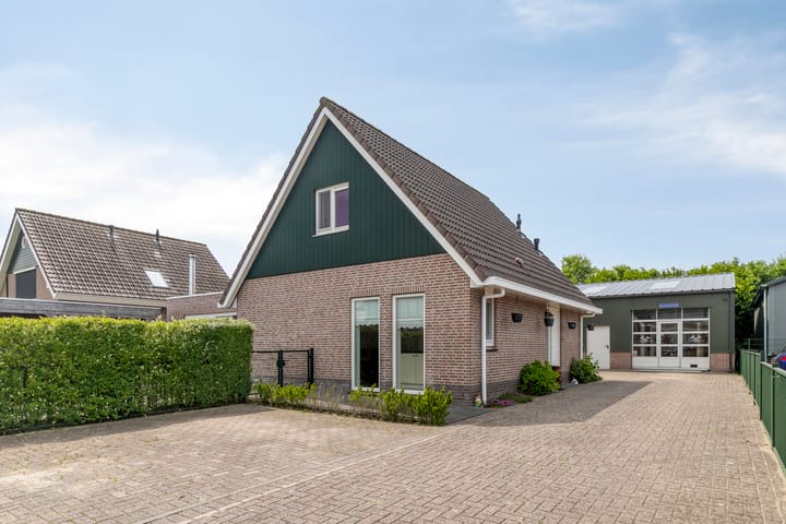 Langeweg 8, Oostvoorne