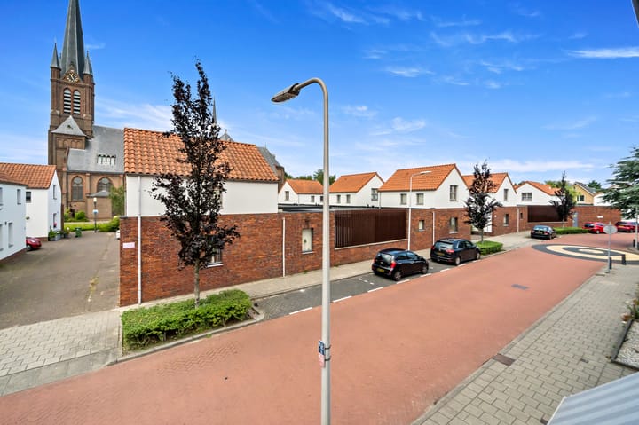 Photo 39 of Kwaklaan 18