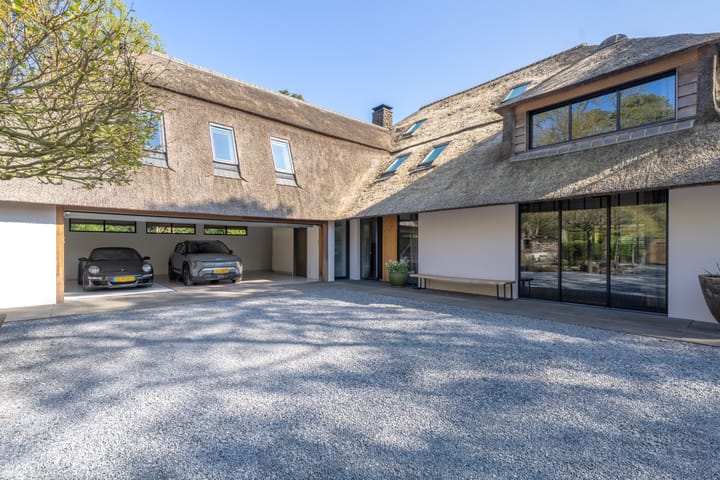 Photo 5 of Eeuwigelaan 49