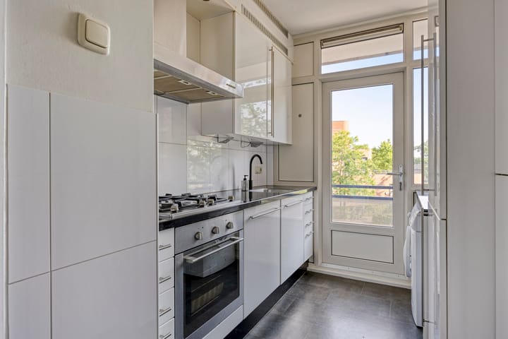 Foto 20 van Van Musschenbroekstraat 70-2