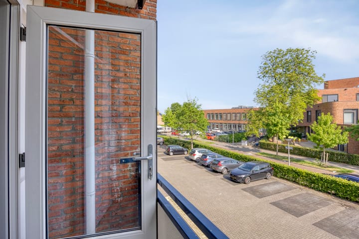 Foto 27 van Van Musschenbroekstraat 70-2