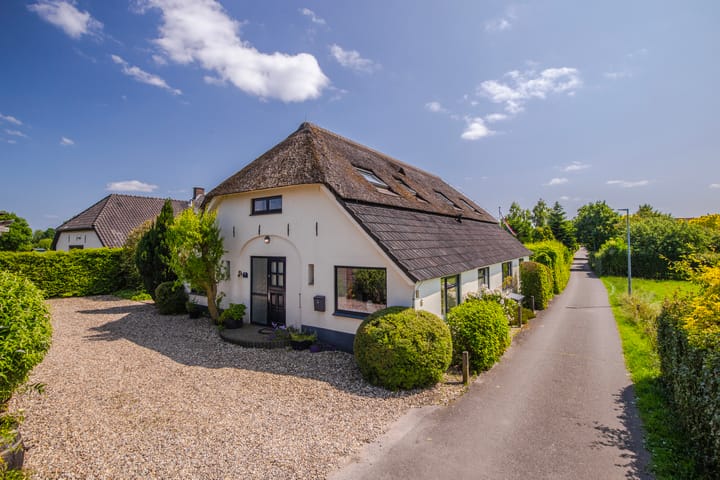 Photo 15 of Terpstraat 6