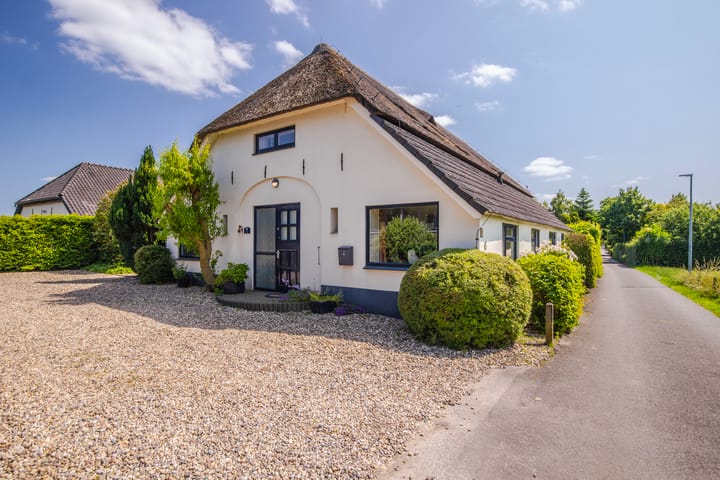 Photo 16 of Terpstraat 6