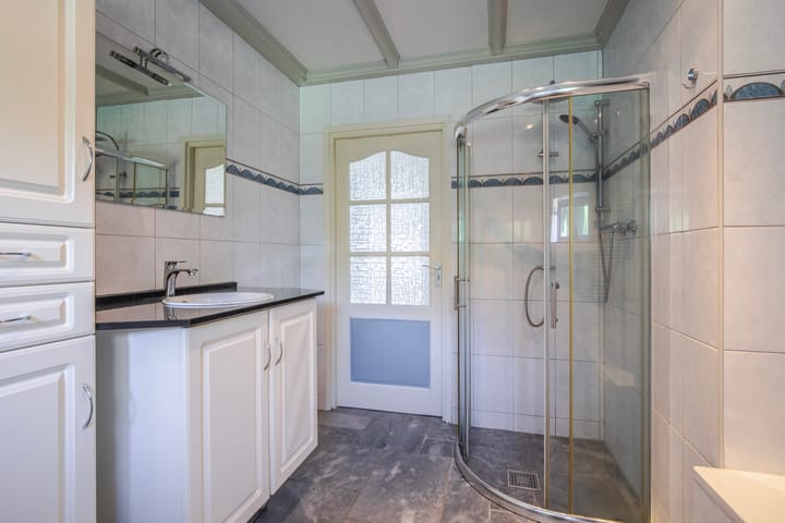 Photo 23 of Terpstraat 6