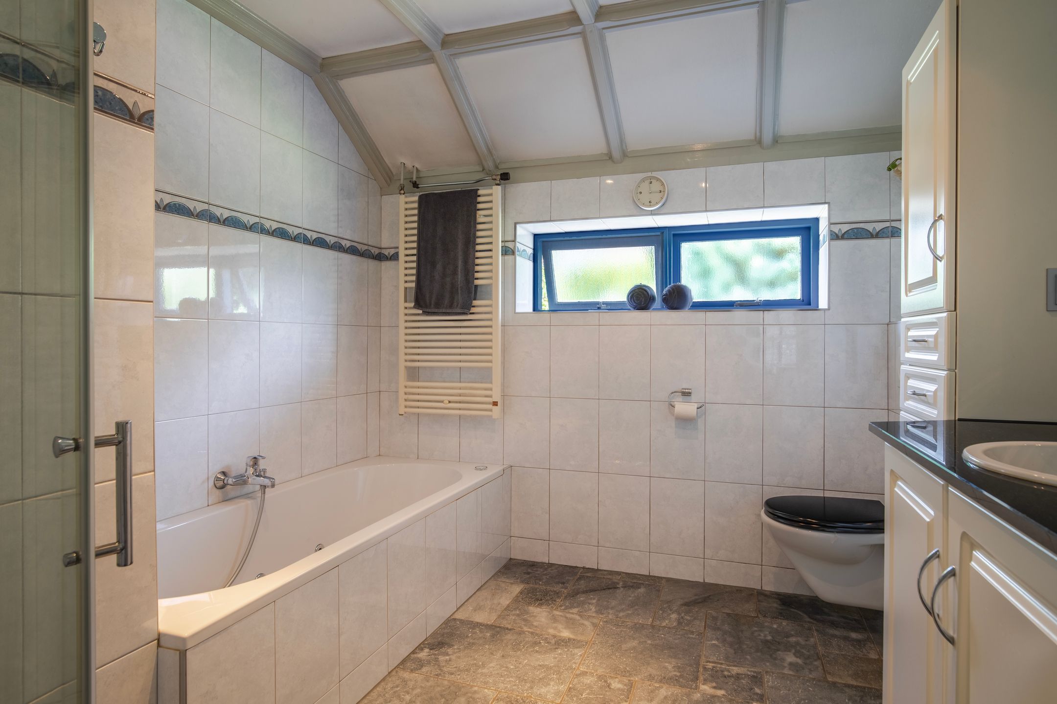 Foto 24 van Terpstraat 6