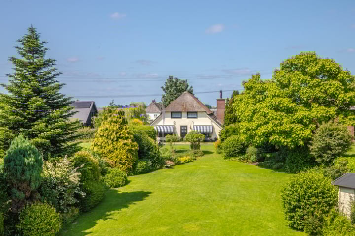 Photo 39 of Terpstraat 6