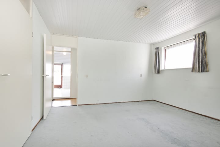 Photo 38 of Sloterweg 196