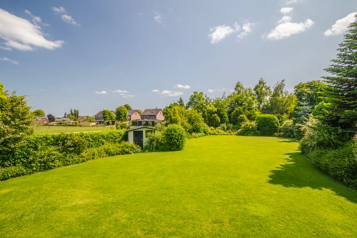 Photo 45 of Terpstraat 6