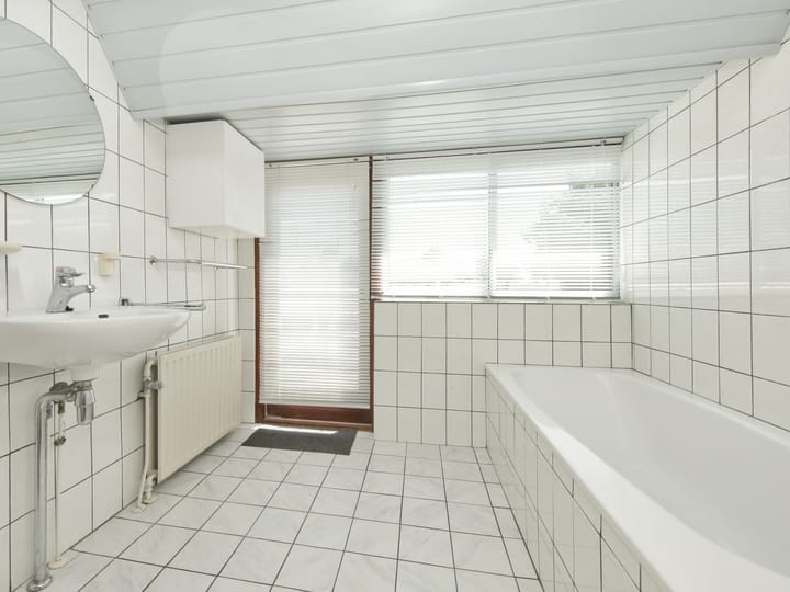 Photo 40 of Sloterweg 196