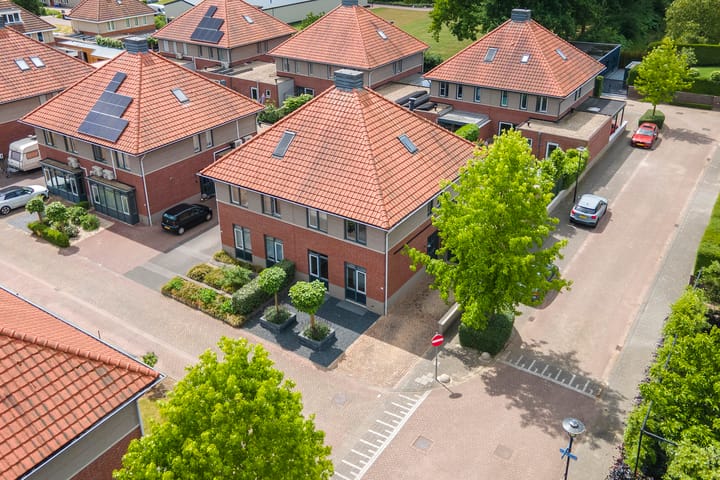 Foto 42 van Alladinstraat 12