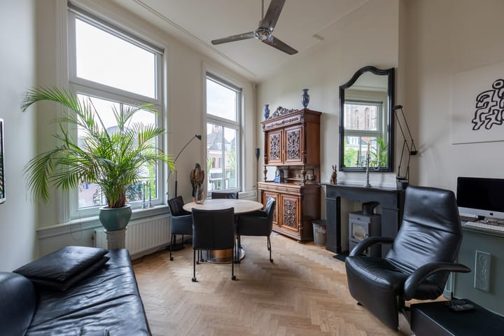 Foto 4 van Vrouwjuttenland 14-C