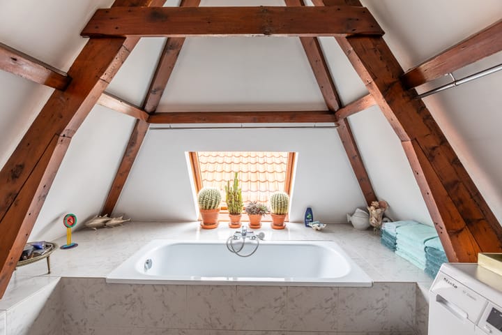 Photo 5 of Vrouwjuttenland 14-C