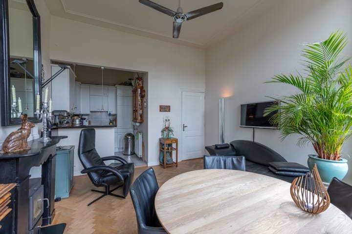 Photo 11 of Vrouwjuttenland 14-C