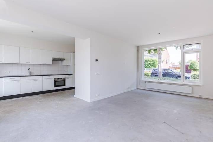 Foto 9 van Leeuweriklaan 22