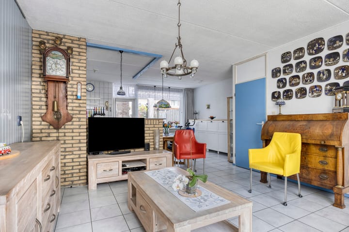 Photo 2 of Anemoon 21