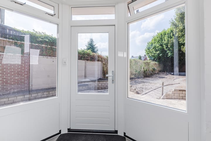 Foto 12 van Leeuweriklaan 22