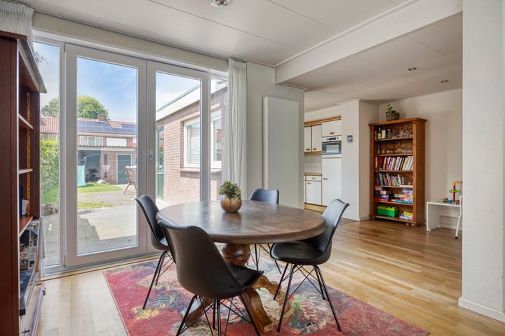 Foto 10 van Leeuwerikstraat 41