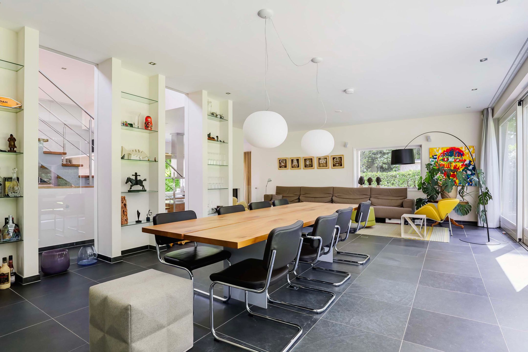 Foto 6 van Burg. Roosmale Nepveulaan 16