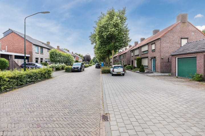 Foto 36 van Leeuweriklaan 22