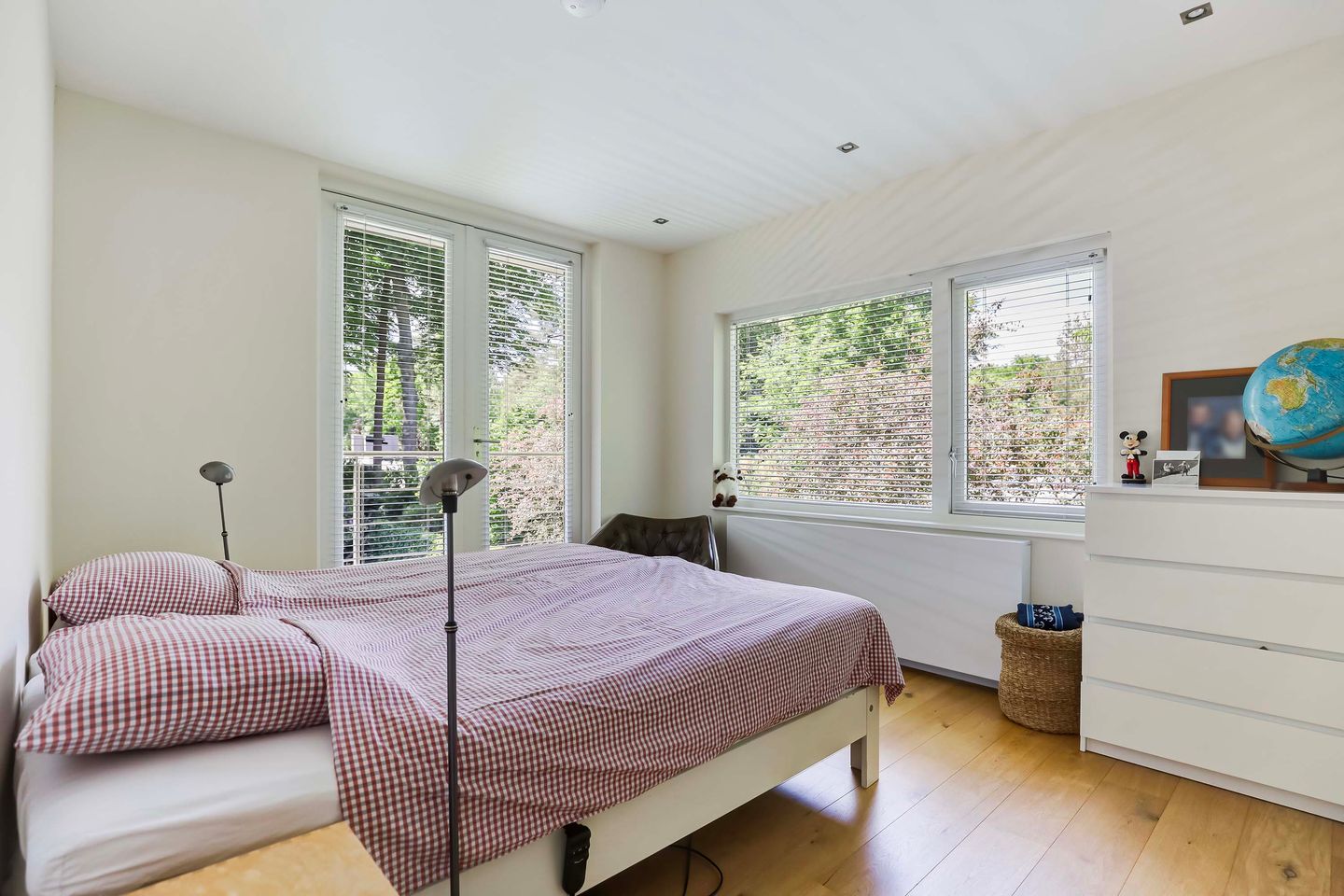 Foto 25 van Burg. Roosmale Nepveulaan 16