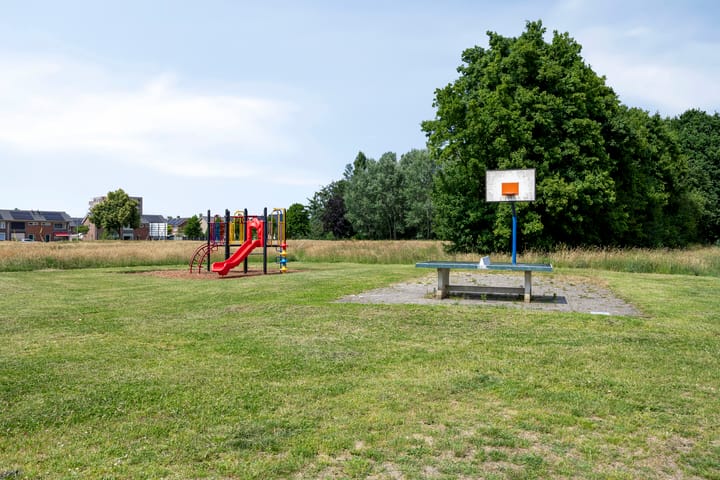 Foto 38 van Leeuwerikstraat 41