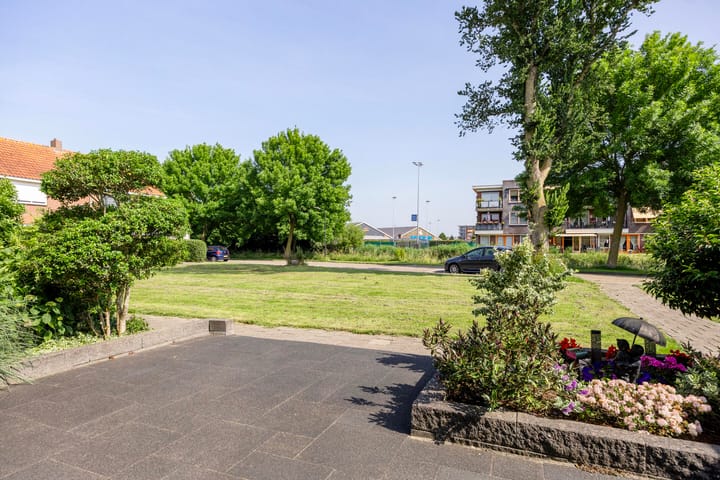 Photo 3 of Schoklandstraat 43