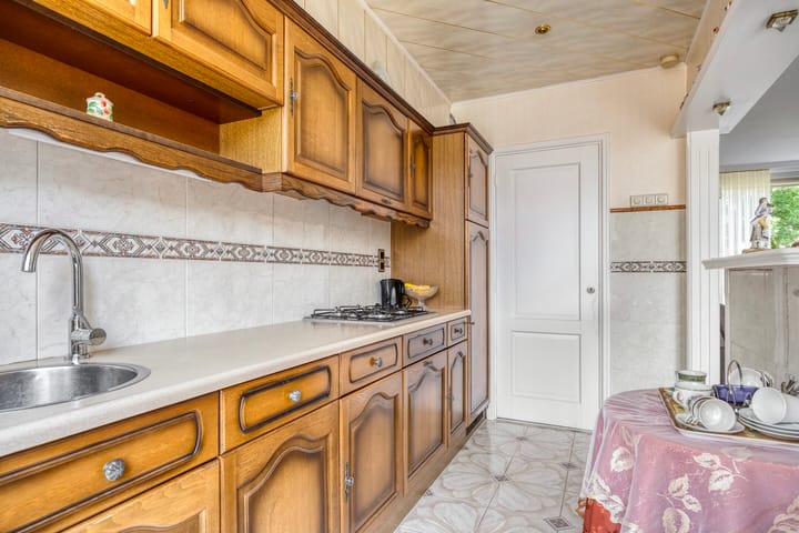 Photo 14 of Schoklandstraat 43