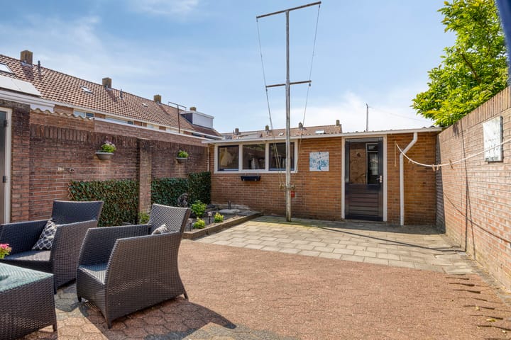 Photo 15 of Schoklandstraat 43