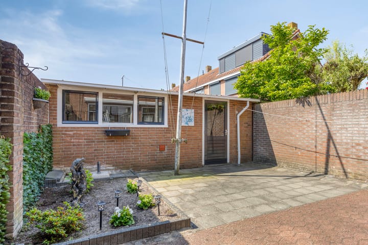 Photo 16 of Schoklandstraat 43