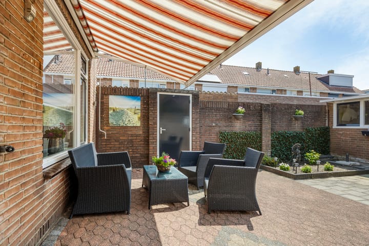 Photo 17 of Schoklandstraat 43