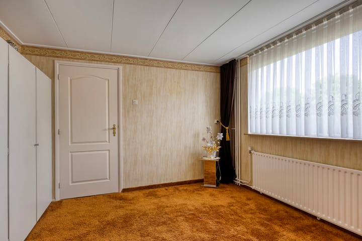 Photo 23 of Schoklandstraat 43