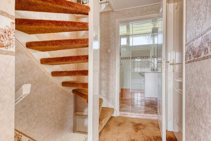 Photo 28 of Schoklandstraat 43