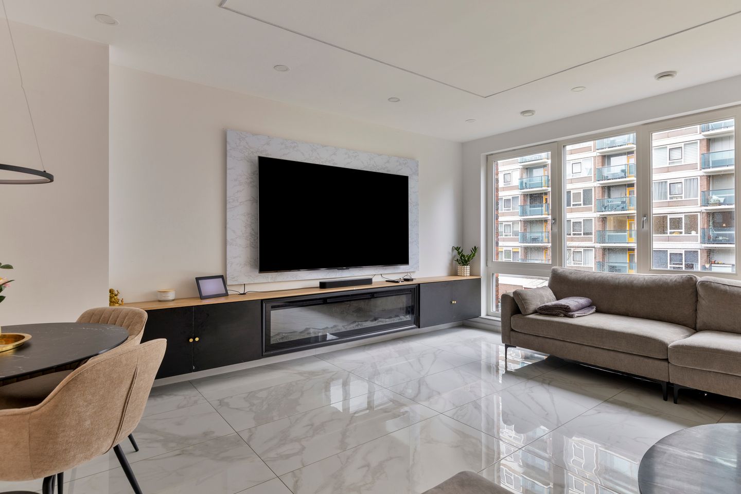 Foto 10 van Akropolishof 25