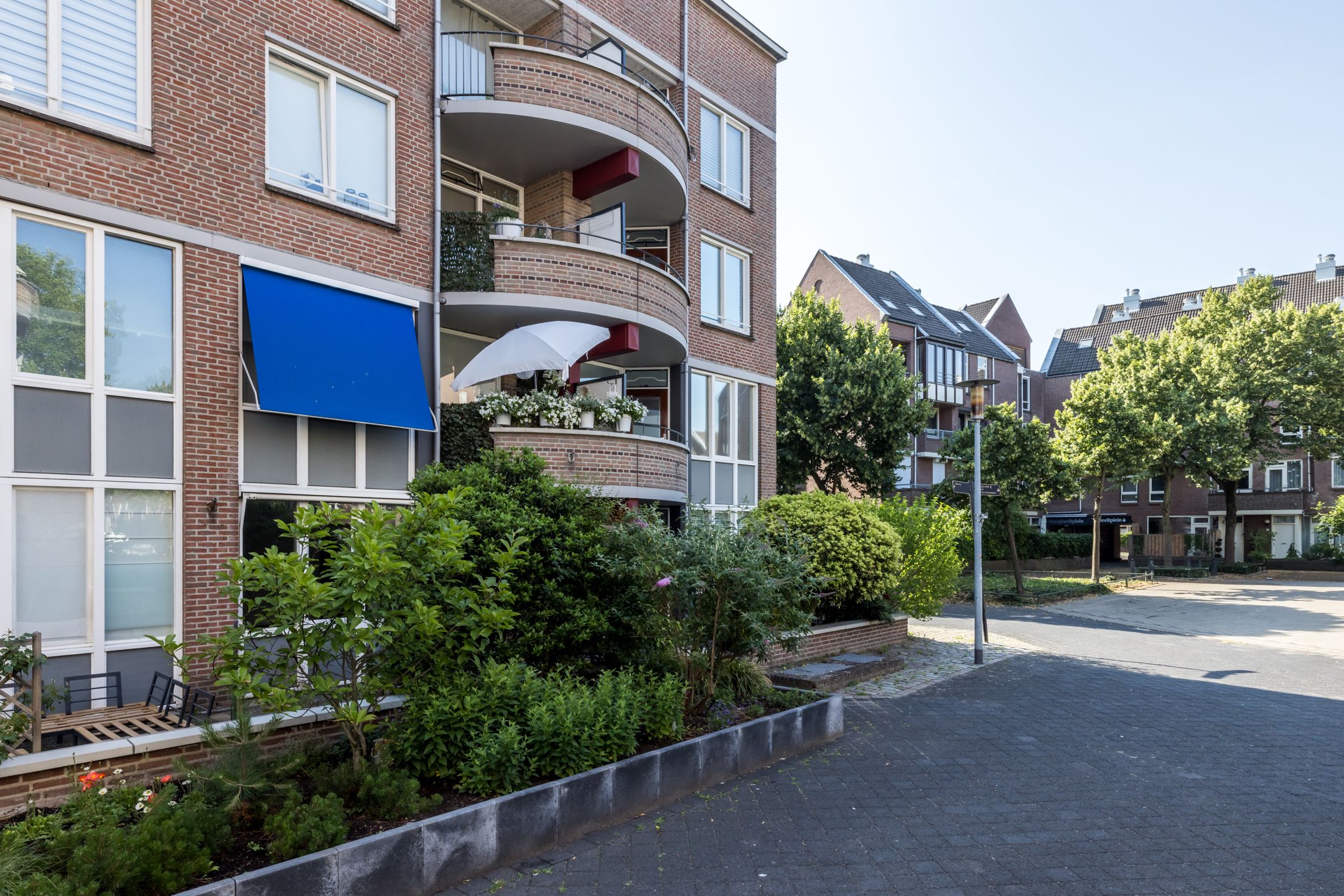 Foto 21 van Pompenstraat 17-A