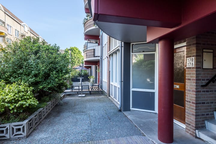 Photo 2 of Pompenstraat 17-A