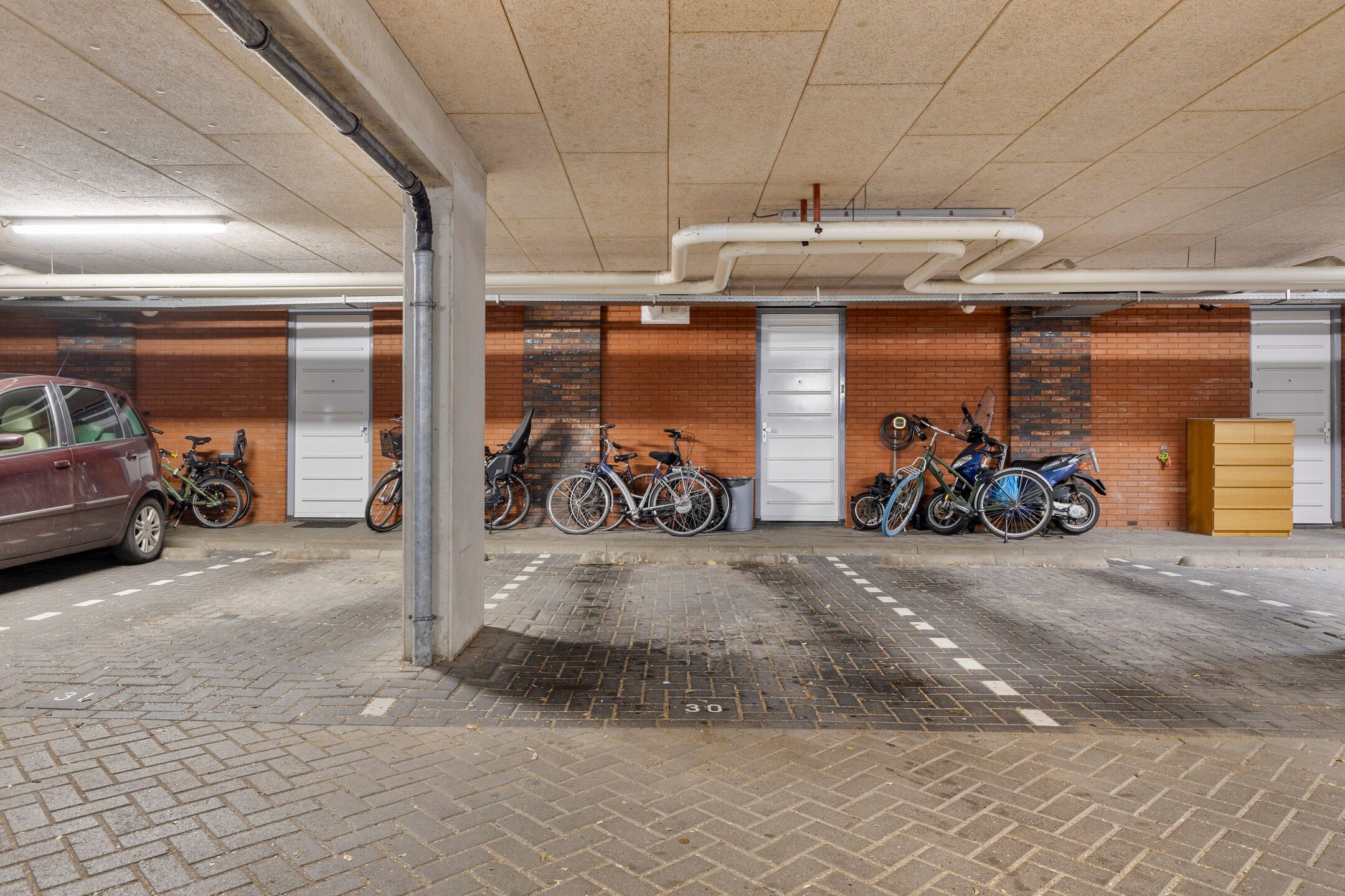 Foto 33 van Akropolishof 25