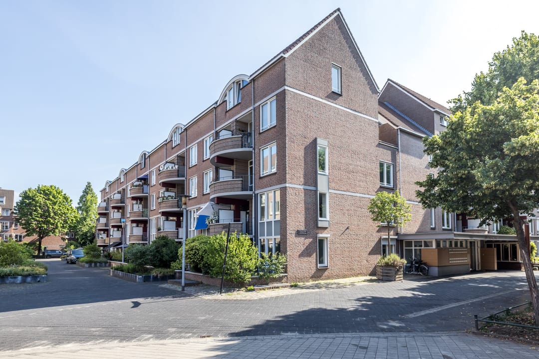 Foto 23 van Pompenstraat 17-A