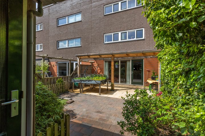 Foto 28 van Hollandiastraat 14