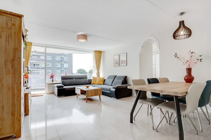 Photo 17 of Zeezigt 288