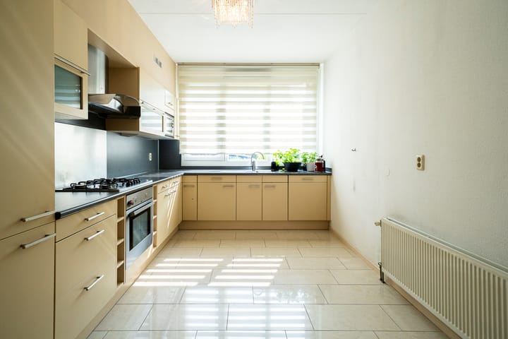 Foto 11 van Vriezenveenstraat 10