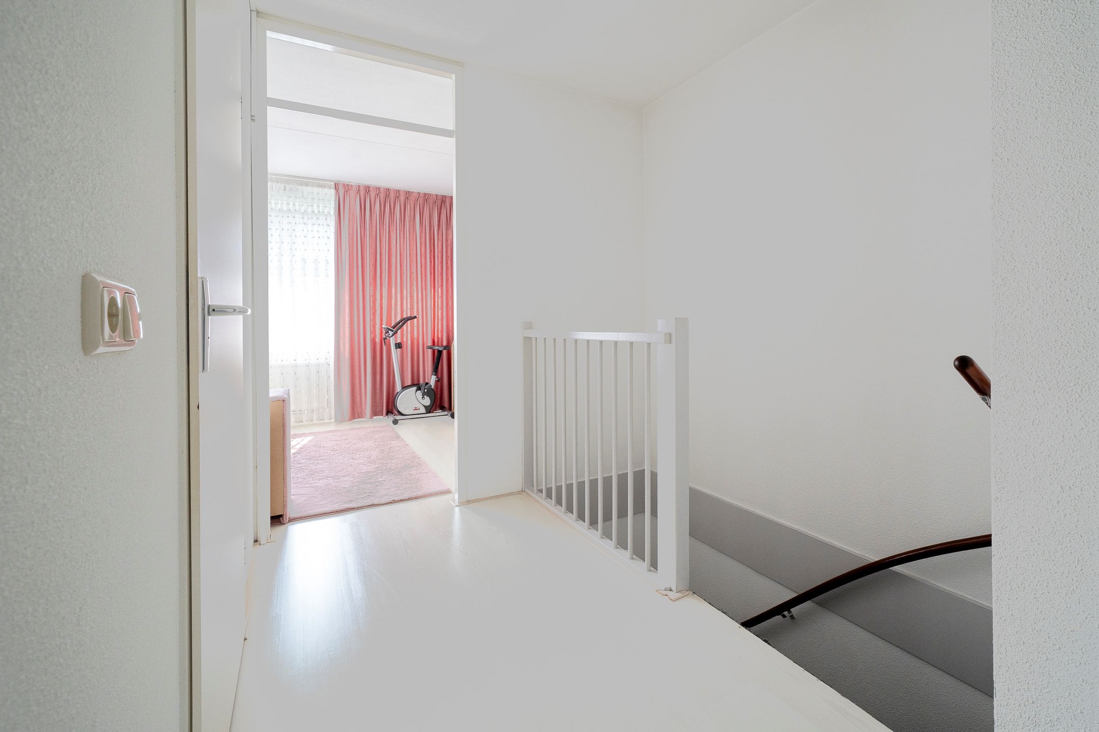 Foto 24 van Vriezenveenstraat 10