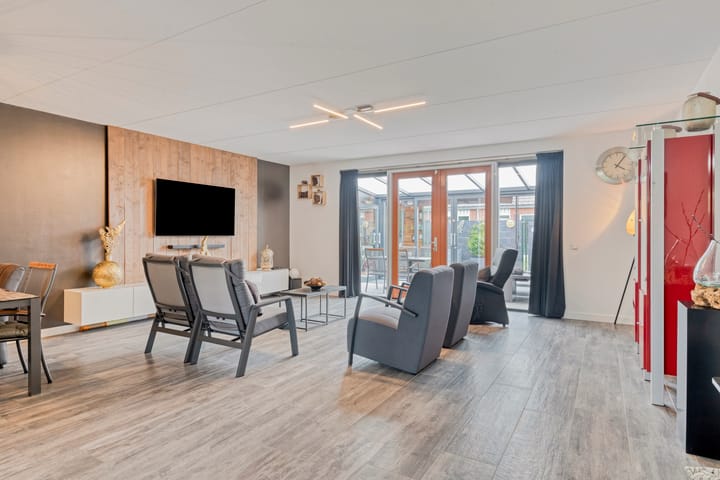 Foto 10 van Buitenbaan 62