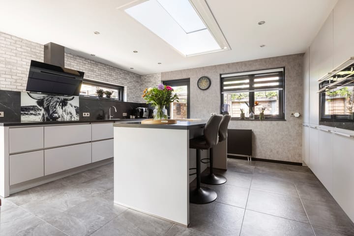 Foto 7 van Weegbree 22